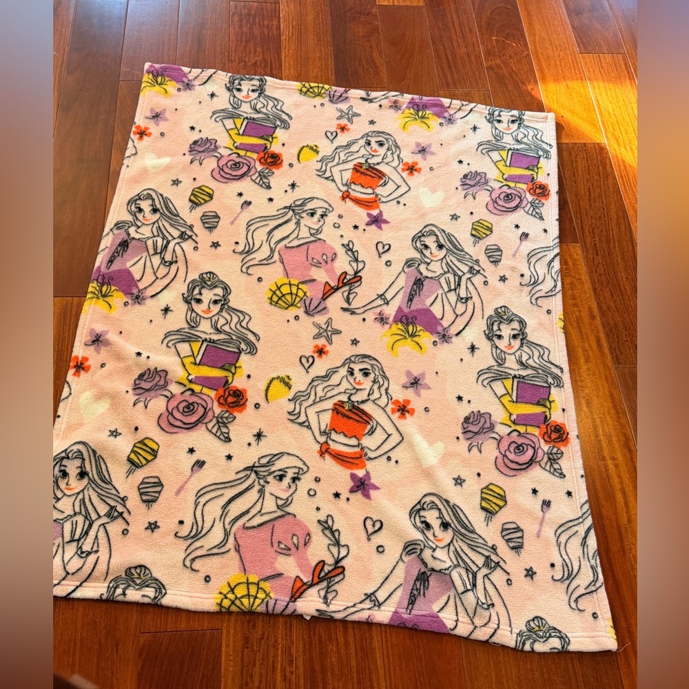 Disney princess Character Blanket
